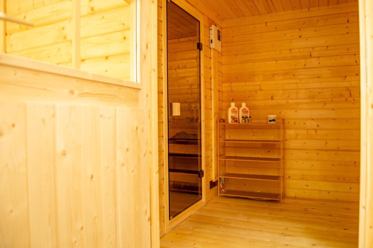 Wellnessoase Mitten In Triberg Triberg im Schwarzwald Buitenkant foto
