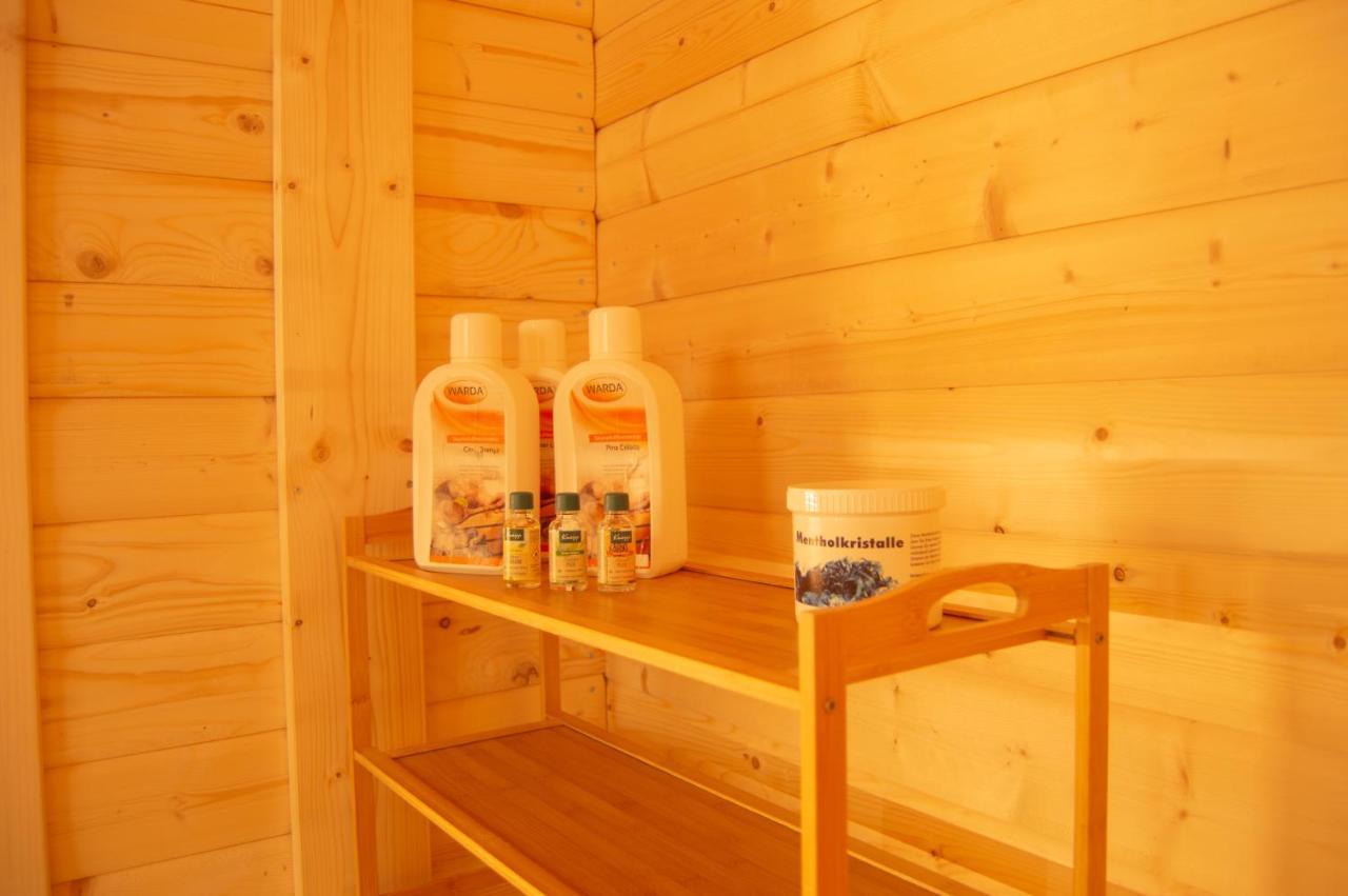 Wellnessoase Mitten In Triberg Triberg im Schwarzwald Buitenkant foto