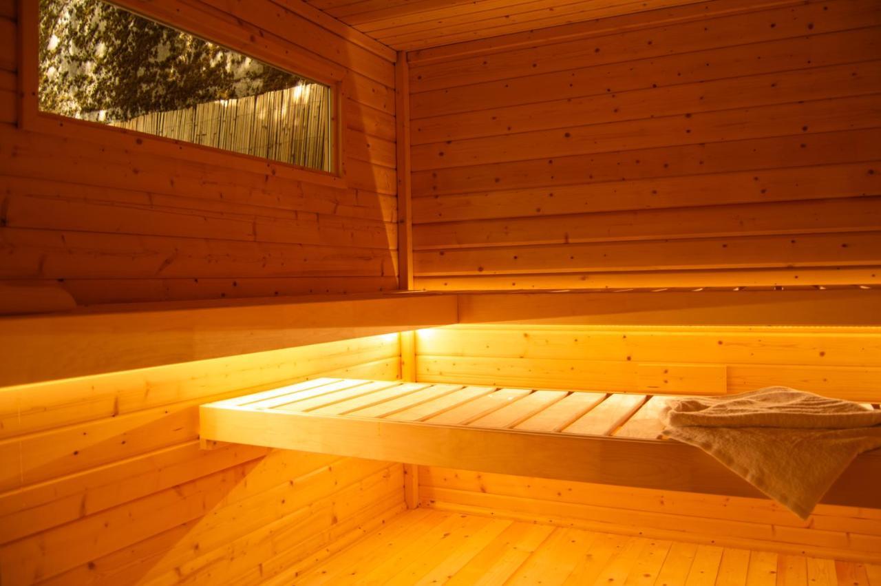 Wellnessoase Mitten In Triberg Triberg im Schwarzwald Buitenkant foto