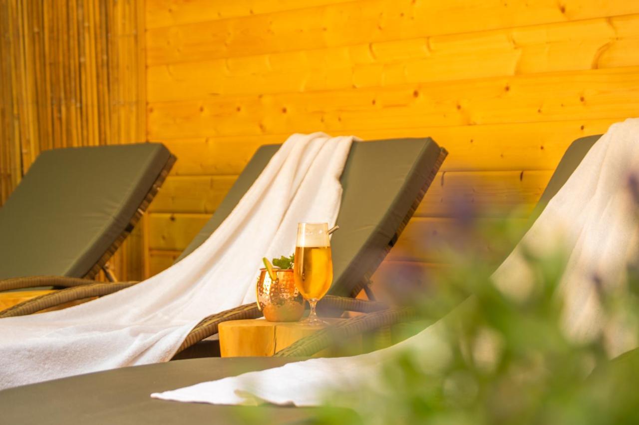 Wellnessoase Mitten In Triberg Triberg im Schwarzwald Buitenkant foto